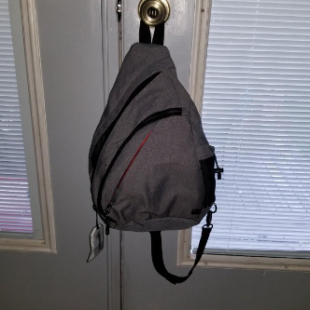 OutdoorMaster Sling Bag, Hiking Daypack 11